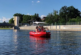 LAURINKA - motorový člun