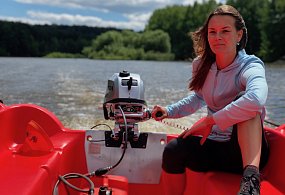 LAURINKA - motorový člun