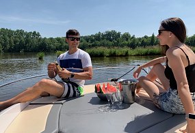 Vyjížďka na motorovém člunu s kapitánem