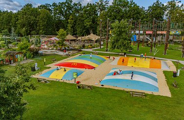 LÉTO v Areálu Hluboká