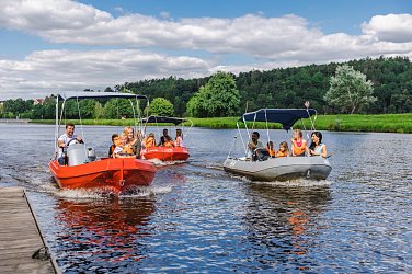 Školní výlety a školy v přírodě